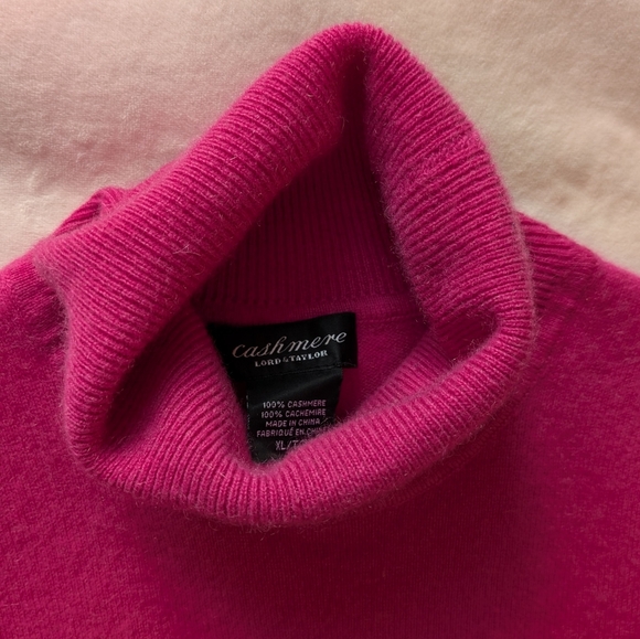 Lord & Taylor Women’s 100% Cashmere Turtleneck Sweater Pink Size XL - Picture 6 of 14